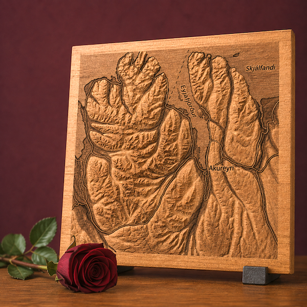 Akureyri map wood engraved